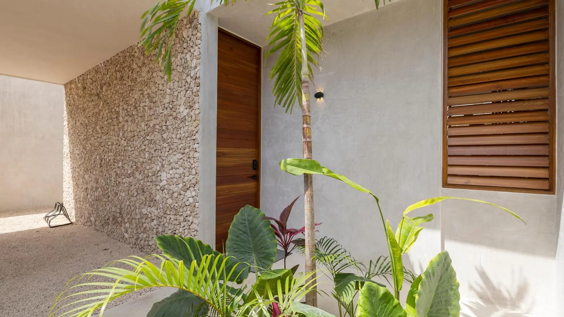 Modern And Luxury Villa With 2 Private Pools In Tulum Pueblo