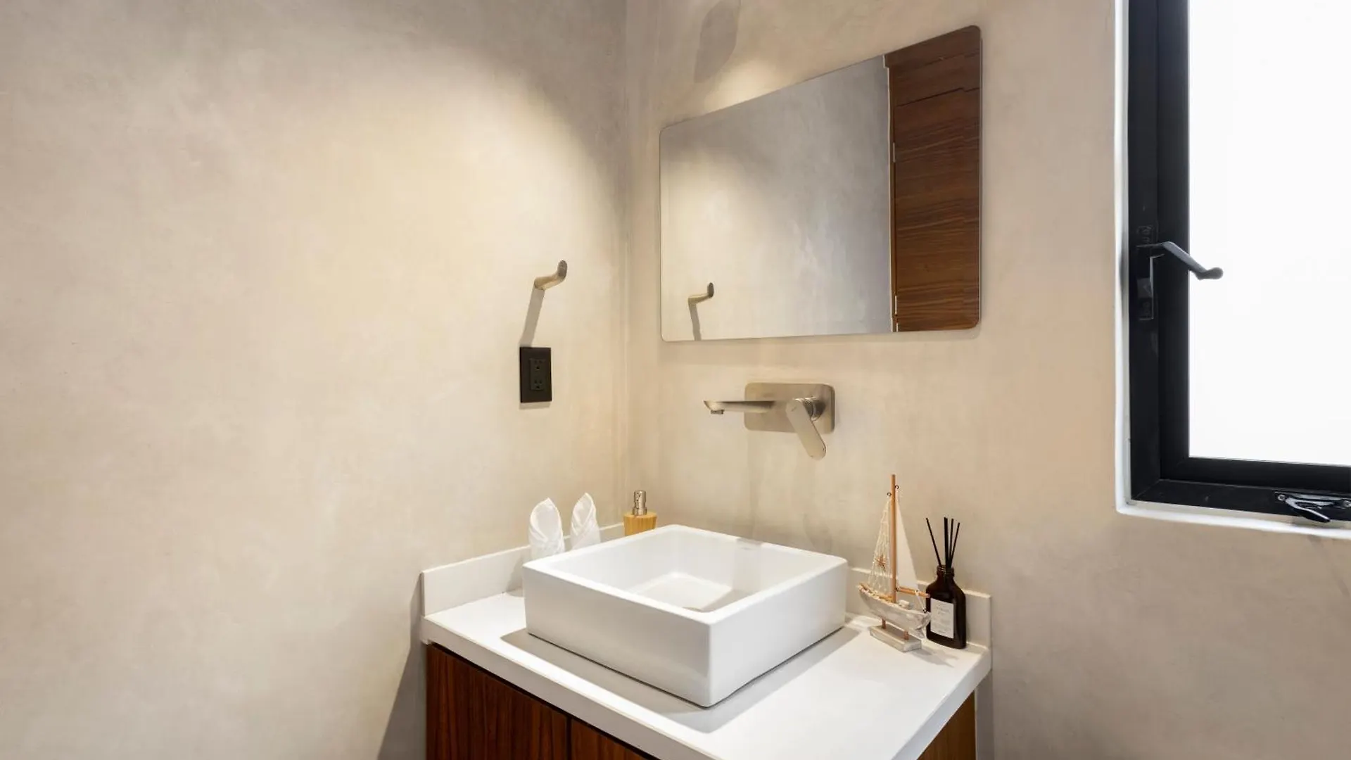 Modern And Luxury Villa With 2 Private Pools In Tulum Pueblo